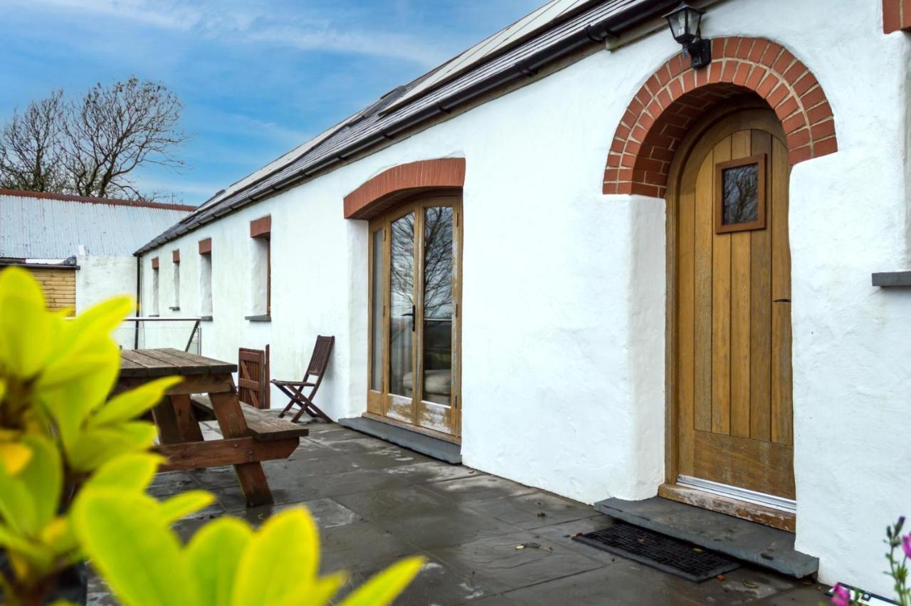 Orchard Cottage - Luxurious Barn Conversion - Beavers Hill Manorbier Exteriér fotografie